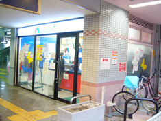 阪急　三国店